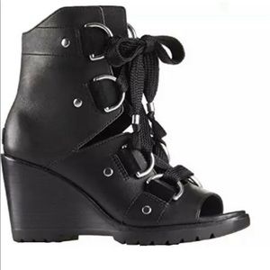 NIB Sorel After Hours Leather D Ring Lace up Wedge Sandal Bootie sz 9
